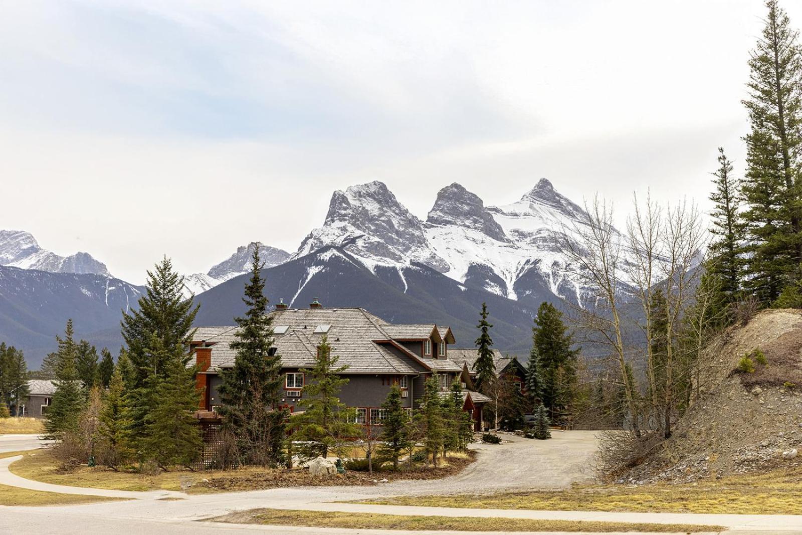 Creekside Villa Canmore Exterior foto